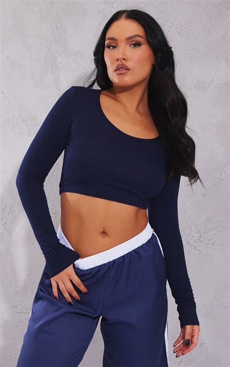 blu navy crop top